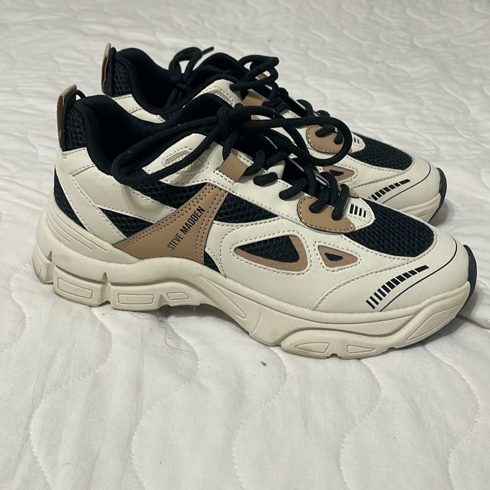 Steve Madden Chunky Sneakers